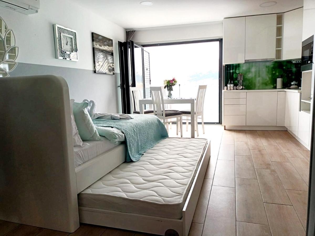 Apartments Palada 1 バスカ エクステリア 写真